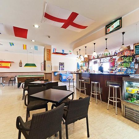 Apartamentos Blue Star (Adults Only) Sant Antoni de Portmany Dış mekan fotoğraf