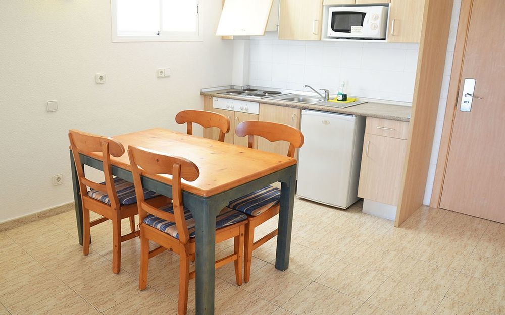 Apartamentos Blue Star (Adults Only) Sant Antoni de Portmany Dış mekan fotoğraf